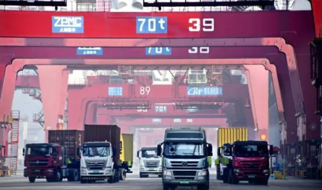 内贸海运市场坚持活跃，，，，，，本期(2023/11/11~17)中海内贸集装箱运价指数小幅上涨  --  尊龙官方网站物流