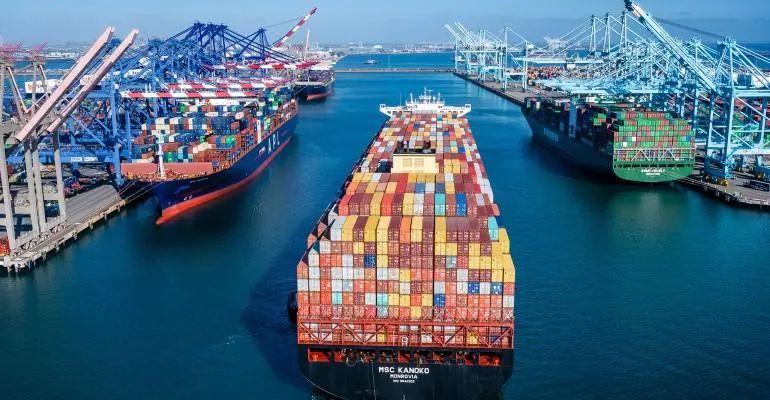 本期（2023年6月24~30日）中海内贸集装箱运价指数报1049点  --  尊龙官方网站物流